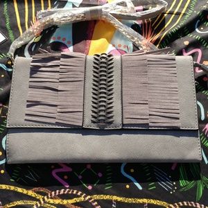 NWT Melie Bianco Robbie Clutch